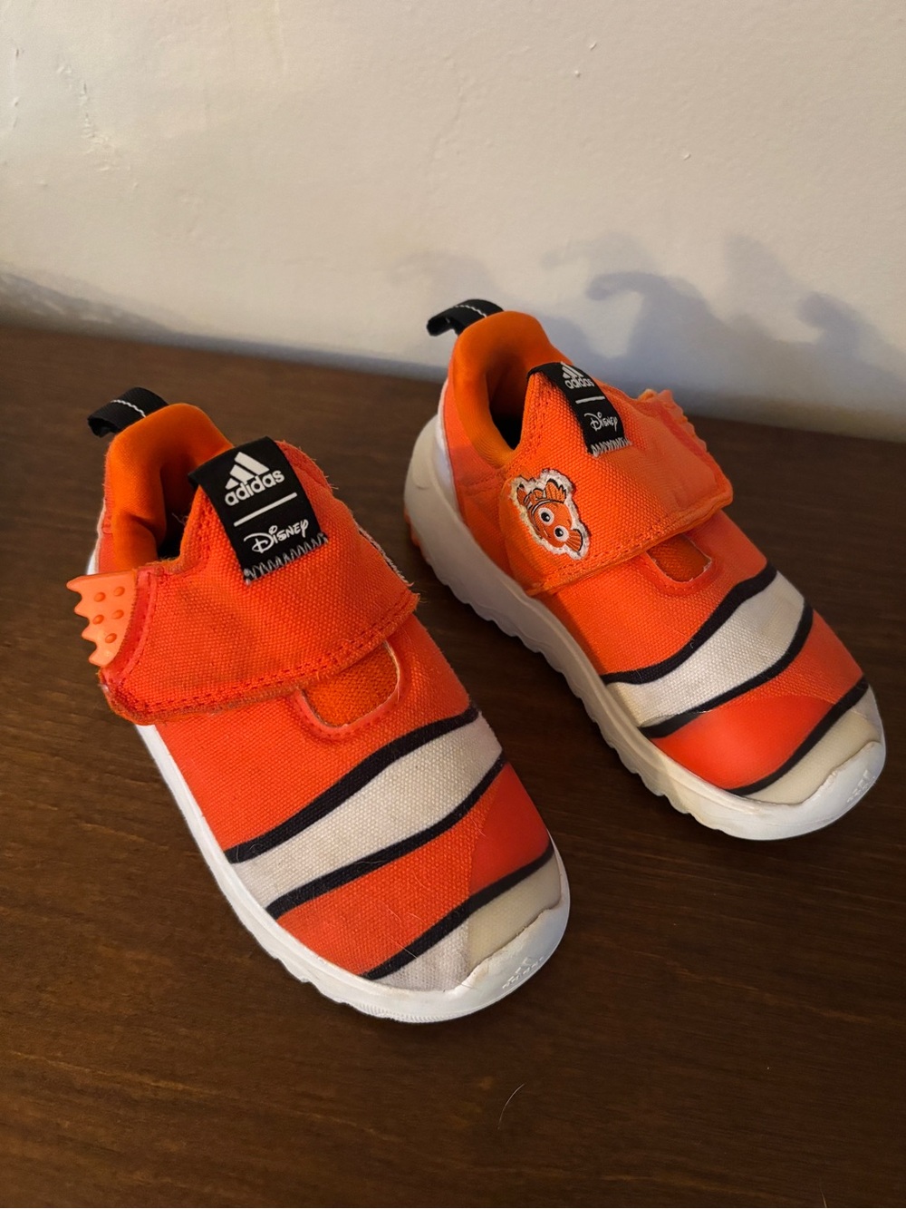 adidas X Disney Suru365 Finding Nemo Slip On Shoes Size 7.5K